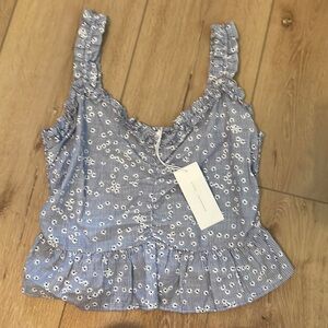 NWT blue floral cropped tank L